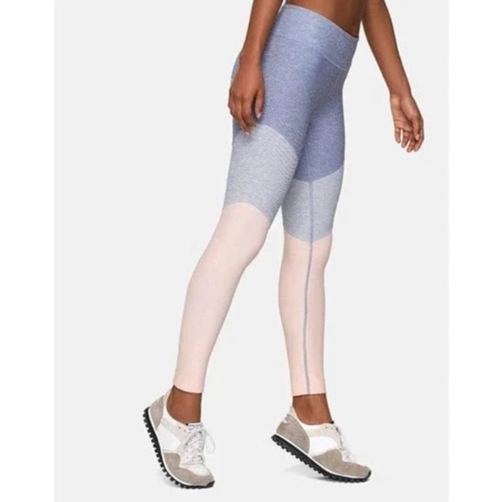 Outdoor Voices matching set, size small